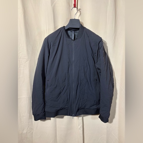 🍋 NWOT Lululemon Intermission Bomber - Picture 1 of 16